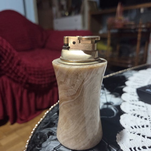 Lighter in marble pastel case, used, needs flint replacement