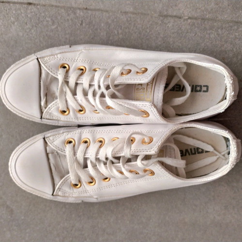 All Star Converse women's shoes used, leather type with wear