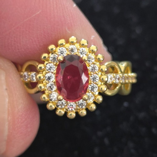 Women's Ring Gold Tone with Red Crystal Adjustable, new