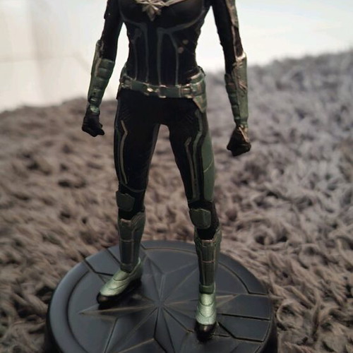 Captain Marvel Kree Suit figure like new