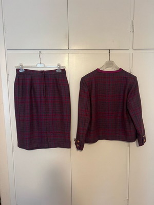 Tweed Suit Set Wool Skirt and Jacket like new