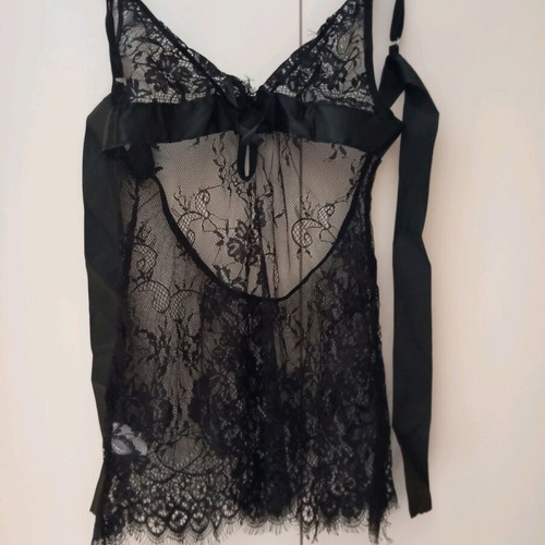 Lingerie lace black new with satin ribbon small