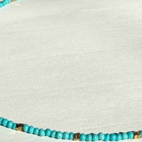 Handmade minimal necklace with howlite and hematite new