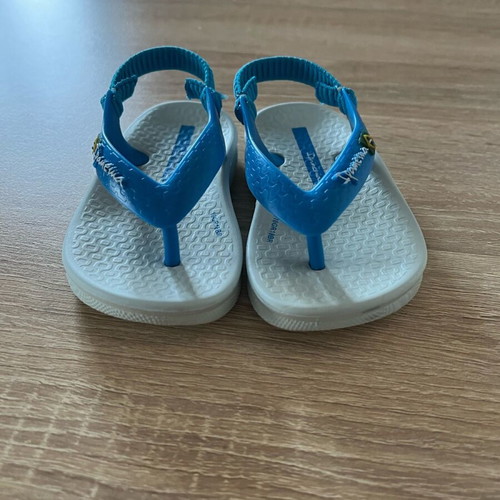 Ipanema baby sandals like new, size 19/20, blue