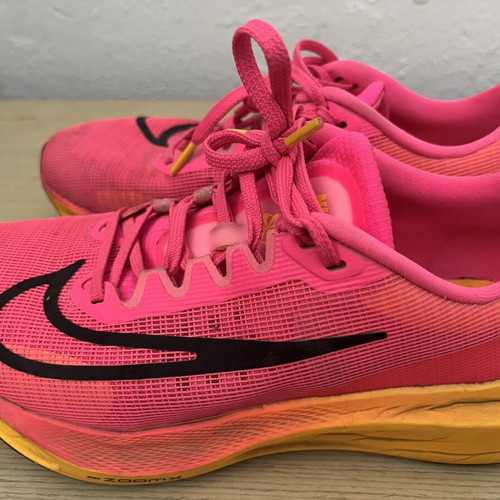 Nike Zoom Fly 5 running shoes, pink, size 42