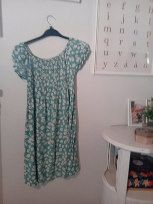 Floral dress like new, one size, turquoise