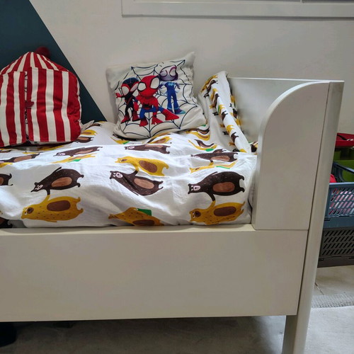 Παιδικό κρεβάτι Ikea Busunge μεταχειρισμένο, επεκτεινόμενο 139-209εκ