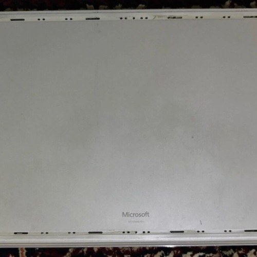 Microsoft Surface Book 2 15" i7-8650U 16GB 500GB GTX1060 laptop
