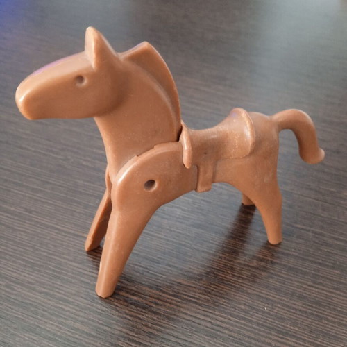 Playmobil horse used with integrated saddle from 1980s