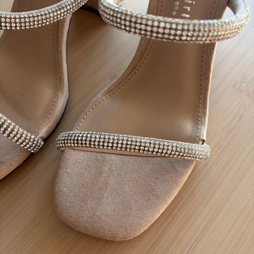 Madden Girl Tilly-R Nude Sandals like new with strass, size 36