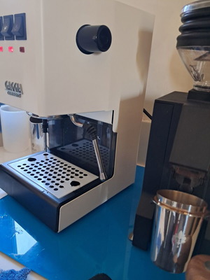 Gaggia Classic E24 espresso machine