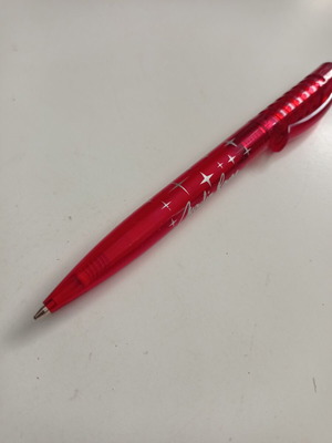 Moulin Rouge pen new