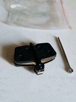 Bicycle brake pads new for disc brake