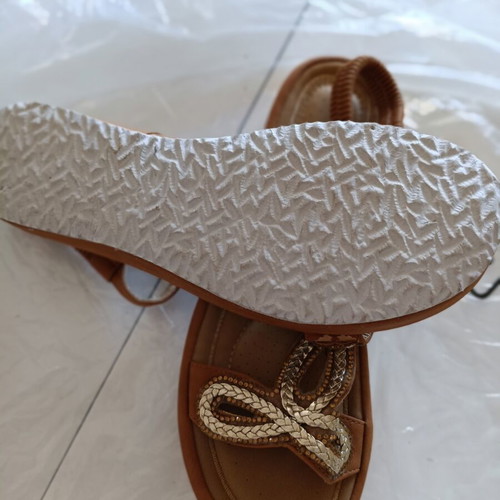 B-soft anatomical women's sandals like new, size 39, brown with gold-silver braid