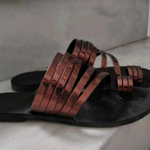 Sandals metallic brown used, size 39