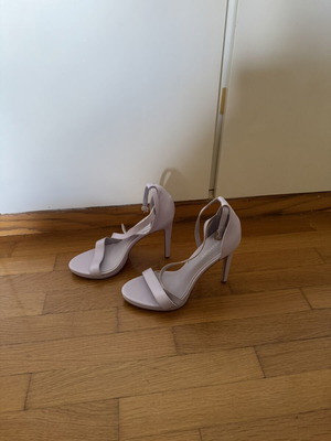 Sandals with high heel lilac size 39 Diamantique new