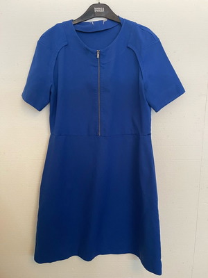 Blue Roua Dress used with zipper on bust