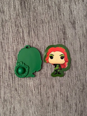 Kinder Funko DC Poison Ivy Pop new