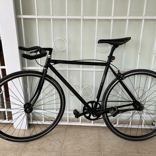 Fuji Feather Fixed Bike like new, city style, black, men's