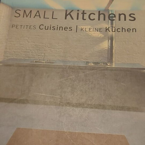 Book for Small Kitchens in English like new