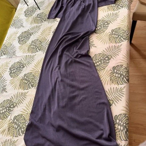 Long purple dress with veil at the back like new, size S/M