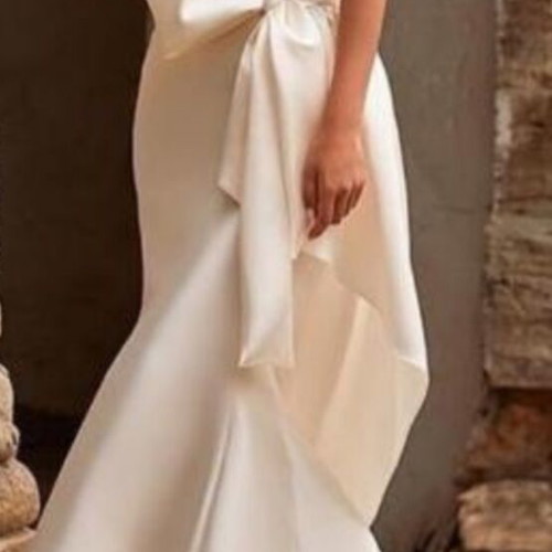 Milla nova wedding dress by Primalicia like new, white, size M