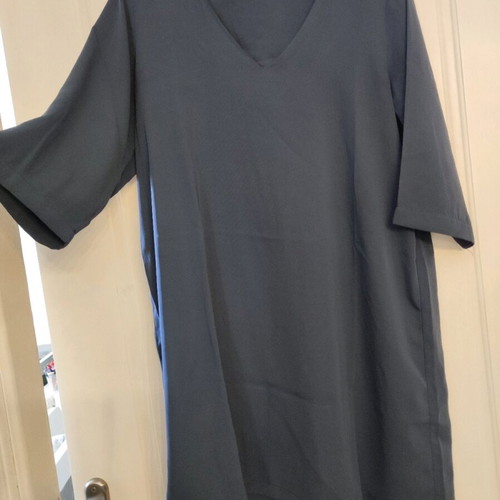 Cento Fashion dress blue like new, lightweight fabric