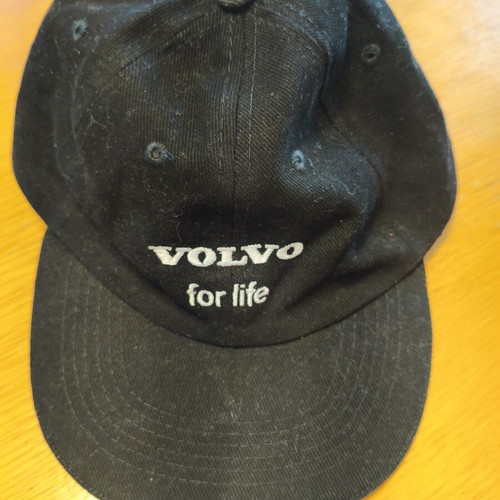 Volvo hat like new, size L