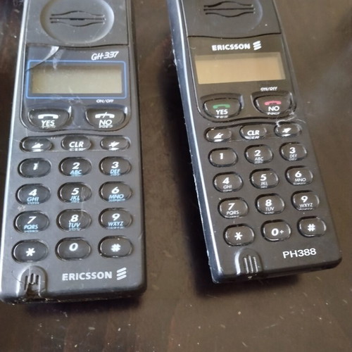 Vintage mobile phones pack used with original chargers for collection