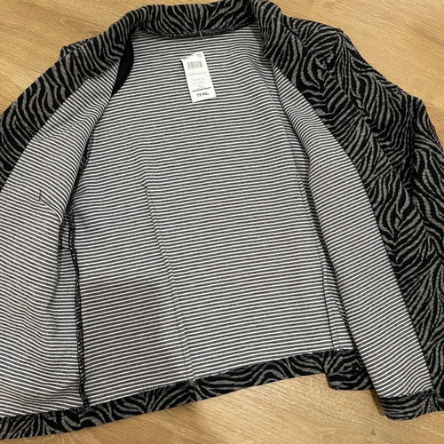 Jacket brand new, size M / 38 / 10