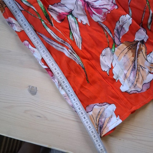 Minkpink Tangerine Dream Floral Midi Dress new, small medium