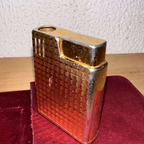 Vintage Sarome SDV gold-plated lighter with luxury case