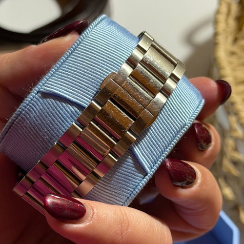 Swarovski watch used with zircon silver