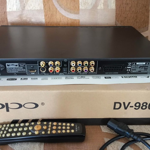 Oppo DV-980H universal DVD player with SACD and 7.1 audio
