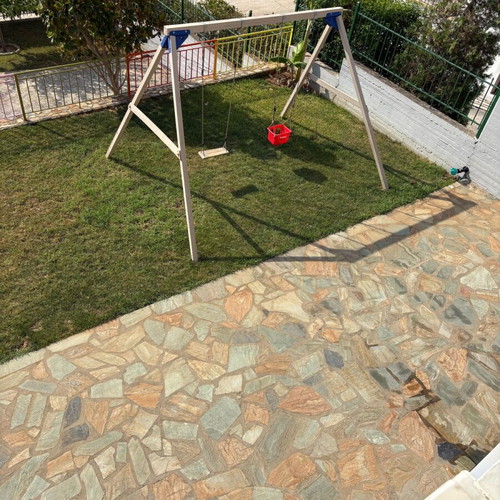 Wooden swing used in good condition