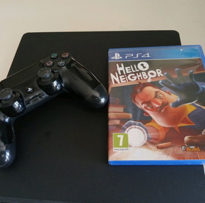 Sony PlayStation 4