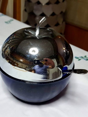 Vintage ζαχαριέρα σε design μήλου μεταχειρισμένη, μπλε γυάλινη βάση