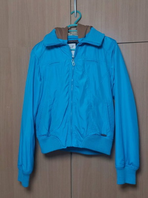 Μπουφάν Bsb μπλε σαν καινούργιο με γούνινη επένδυση και αποσπώμενη κουκούλα