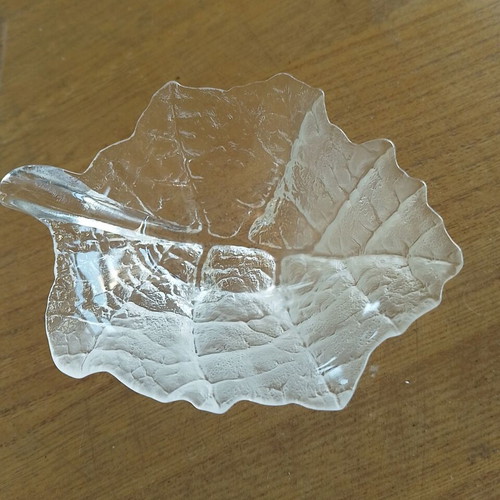 Folia bowl by Mats Jonasson, vintage 1970s crystal leaf