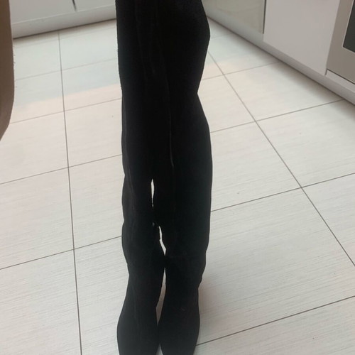 Zara suede boots high over the knee like new, size 38, black