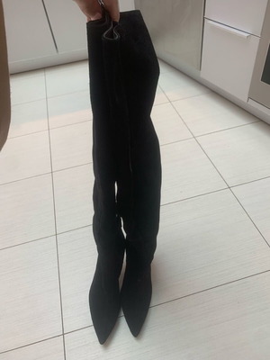 Zara suede boots high over the knee like new, size 38, black