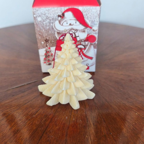 Christmas tree candle with melomakarono scent new