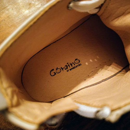 Gorgino anatomic baptismal kids shoes size 23 like new, unisex