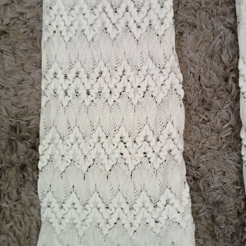 Sugar Free pants like new, lace, size L, white