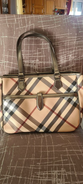 Burberry τσάντα