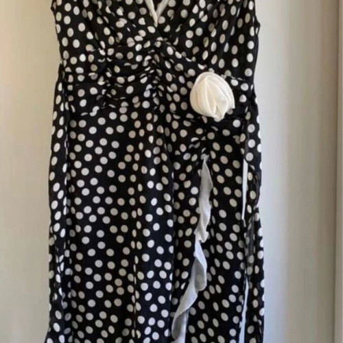 Cocktail dress Rinascimento wrap style with polka dots like new