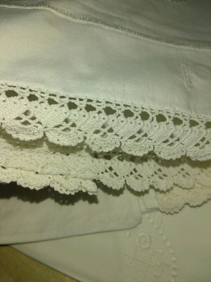 Μαξιλαροθήκη με χειροποίητη δαντέλα καινούργια, 63x41 εκ