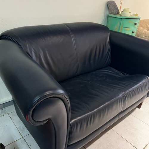 Two-seater sofa, 90 euros