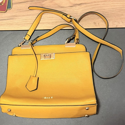 Verde bag like new, yellow and orange