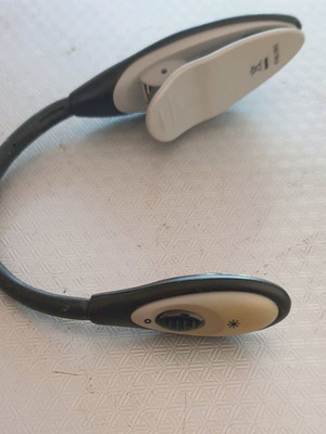 Energizer Book Light like new with flexible neck and clip